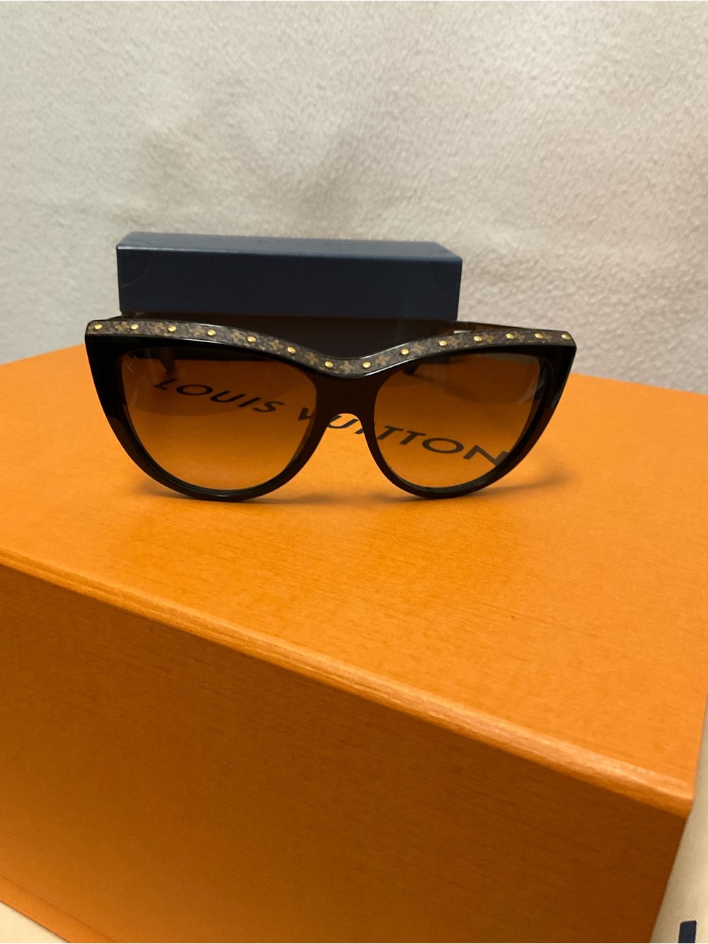 Louis Vuitton 2021 La Boum Sunglasses